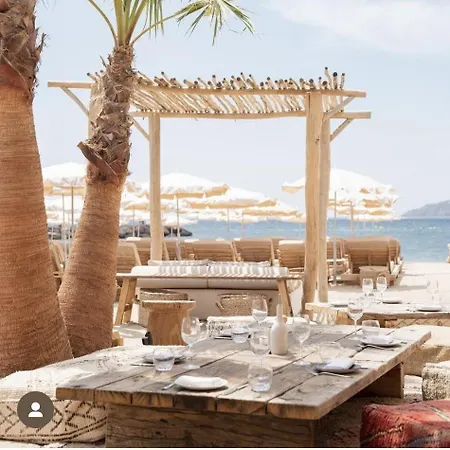 2 Bedroom Near Mandelieu